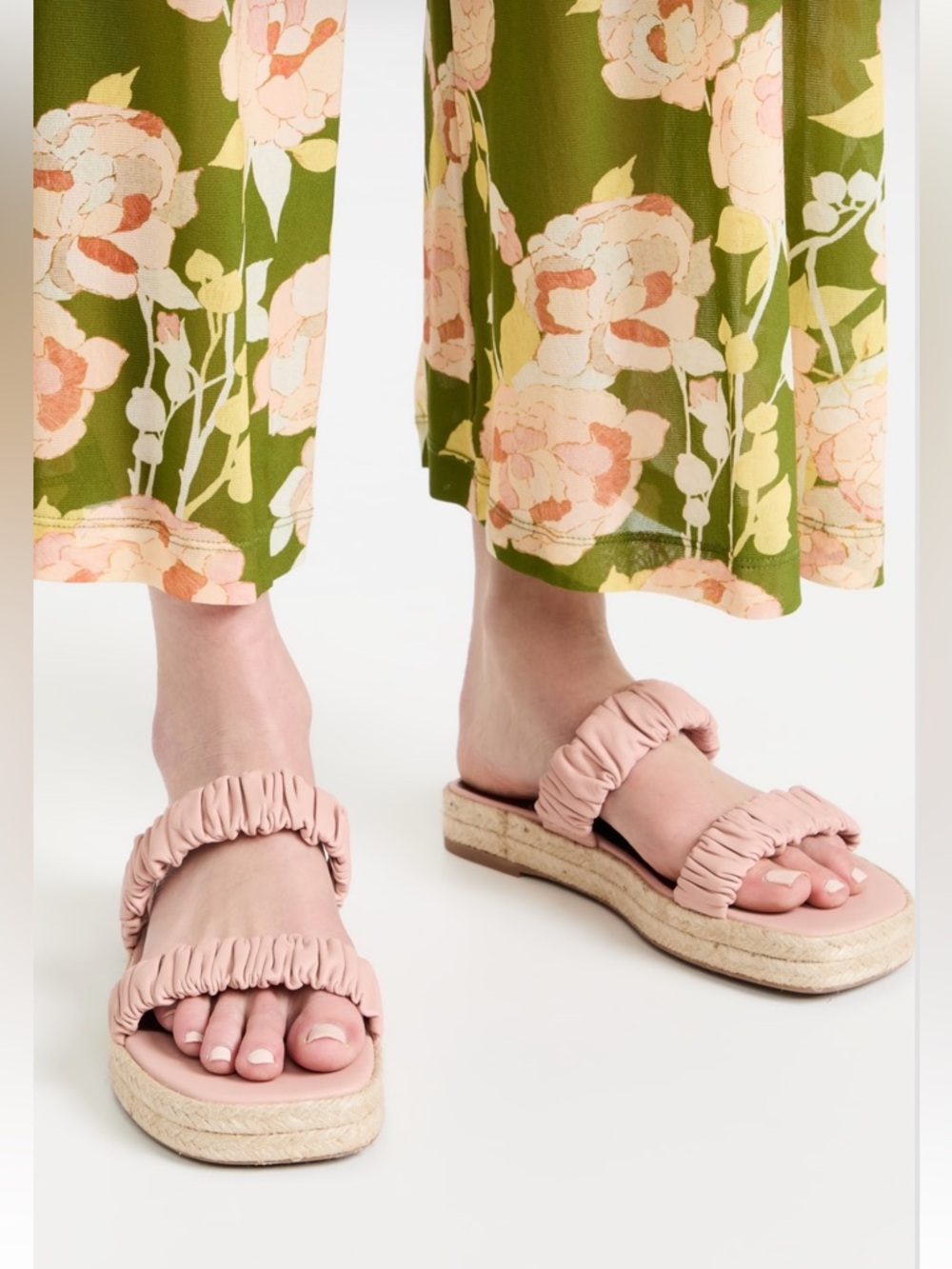 STAUD
Maya Espadrille Sandals
$295 new 37 US 7 
Color: Dark Blush